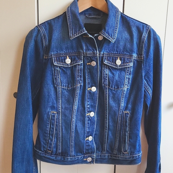 Banana Republic Women's Jean Jacket - Size XS - NWT - Picture 2 of 6
